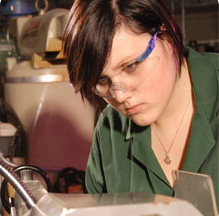 Young woman on a mechanical machining apprenticeship